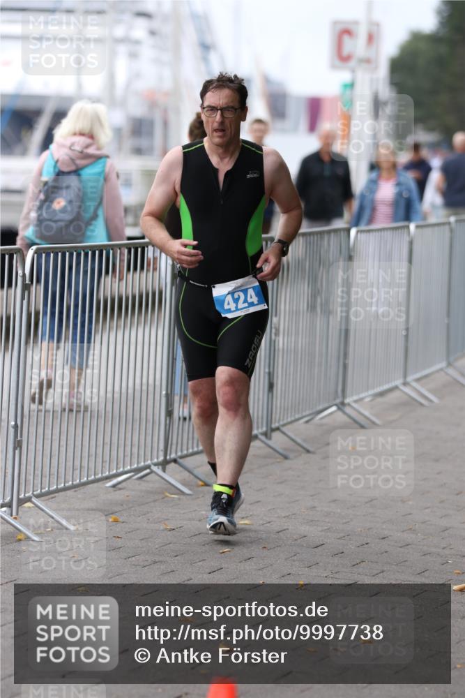 16.08.2026 - KN Förde Triathlon 2026 Antke Förster http://msf.ph/oto/9997738 16.08.2026 12:21:29 Laufen  meine-sportfotos.de