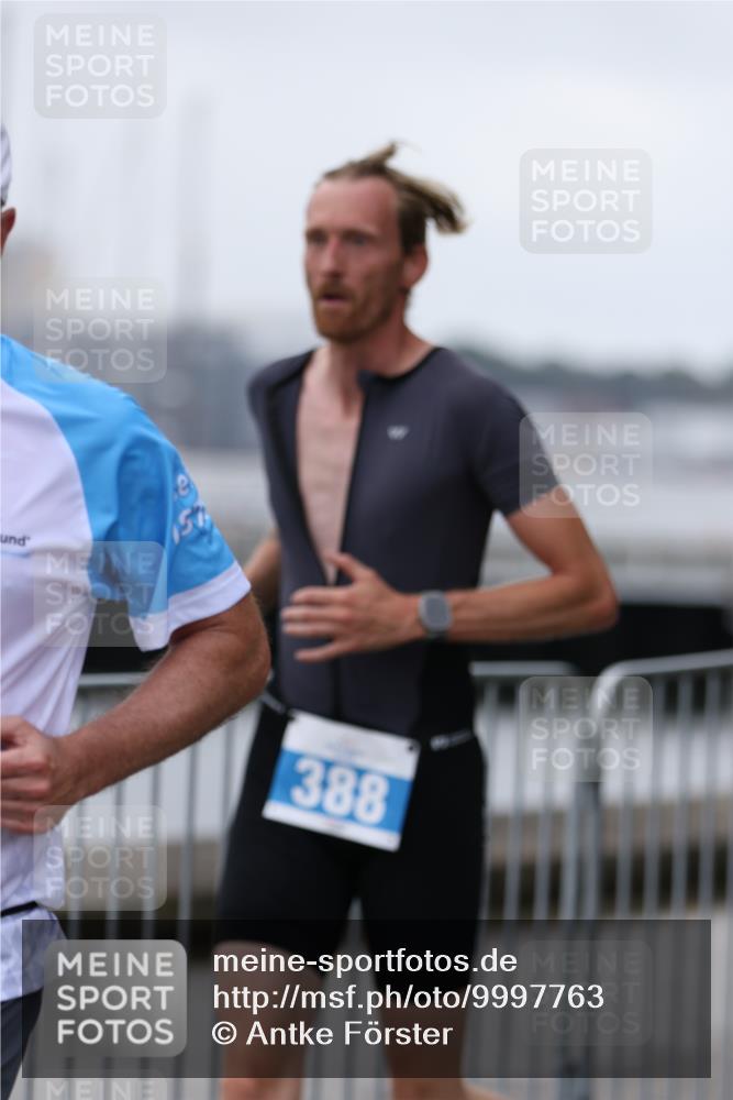 16.08.2026 - KN Förde Triathlon 2026 Antke Förster http://msf.ph/oto/9997763 16.08.2026 12:22:03 Laufen  meine-sportfotos.de