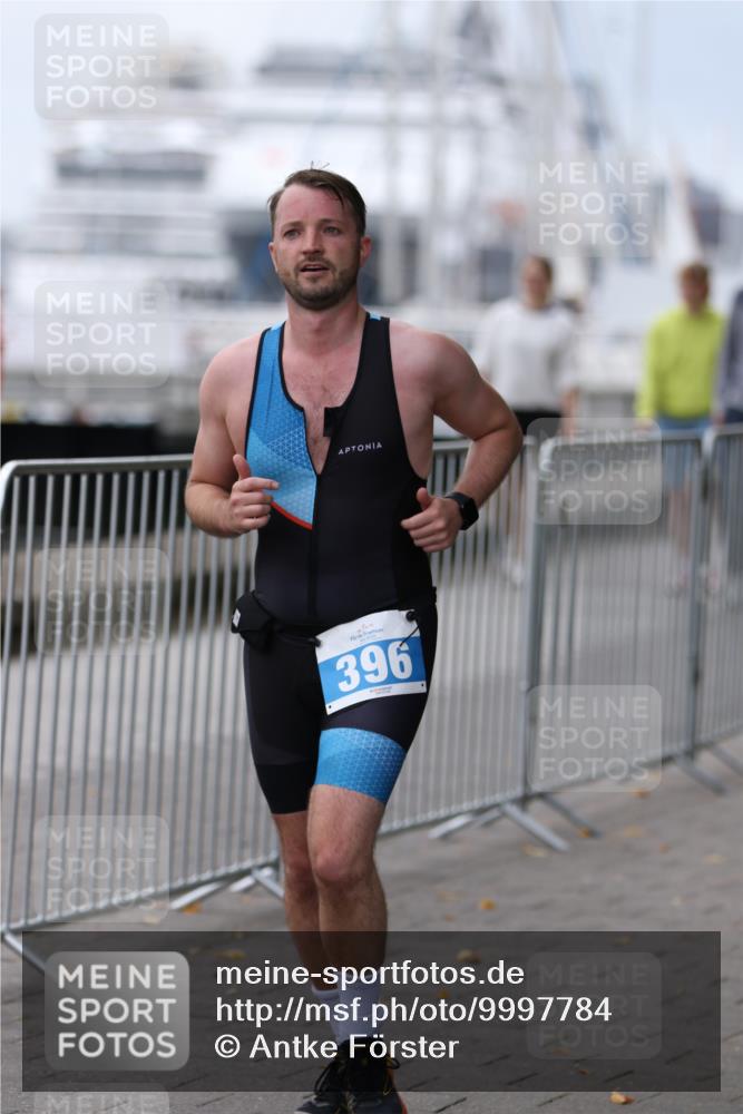 16.08.2026 - KN Förde Triathlon 2026 Antke Förster http://msf.ph/oto/9997784 16.08.2026 12:22:49 Laufen  meine-sportfotos.de