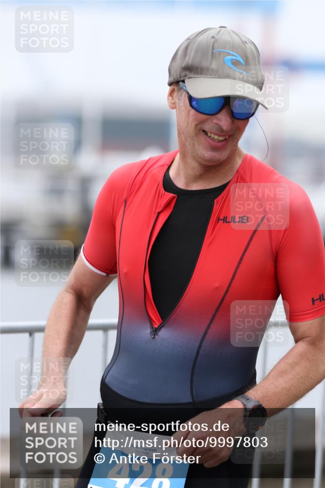 16.08.2026 - KN Förde Triathlon 2026 Antke Förster http://msf.ph/oto/9997803 16.08.2026 12:23:19 Laufen  meine-sportfotos.de