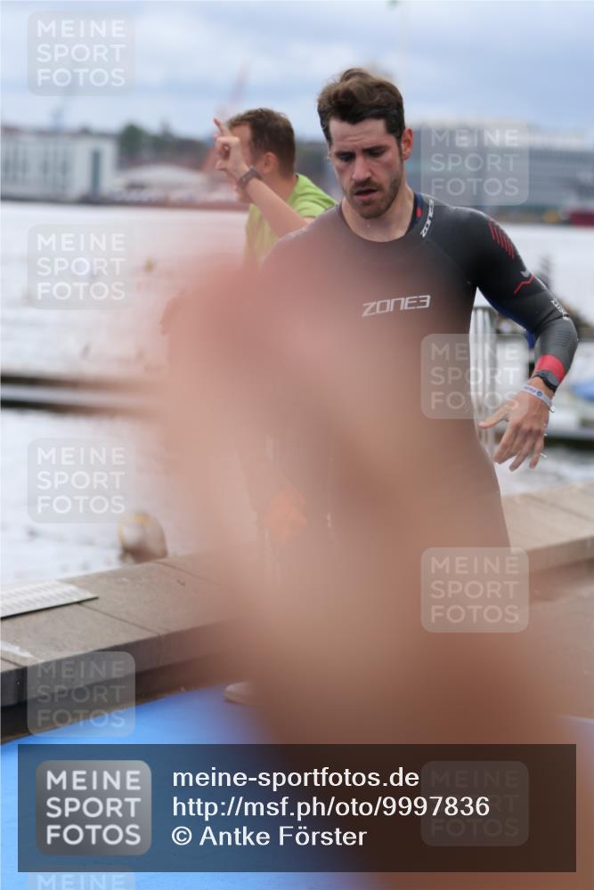 16.08.2026 - KN Förde Triathlon 2026 Antke Förster http://msf.ph/oto/9997836 16.08.2026 12:37:17 Schwimmen 503, 501, 502, 510 meine-sportfotos.de
