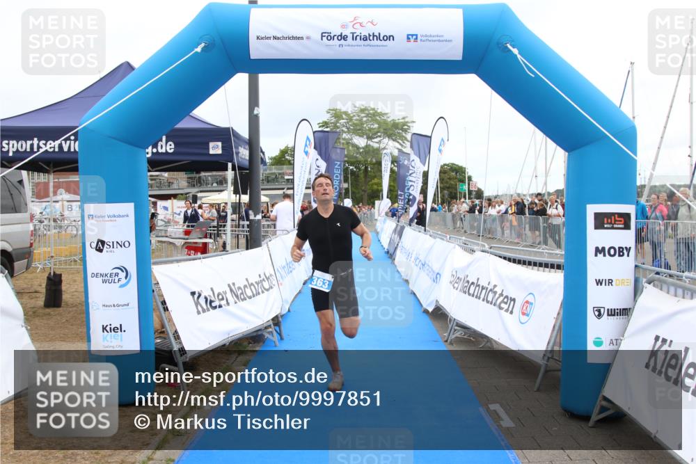 16.08.2026 - KN Förde Triathlon 2026 Markus Tischler http://msf.ph/oto/9997851 16.08.2026 12:02:28 Ziel 363, 363 meine-sportfotos.de