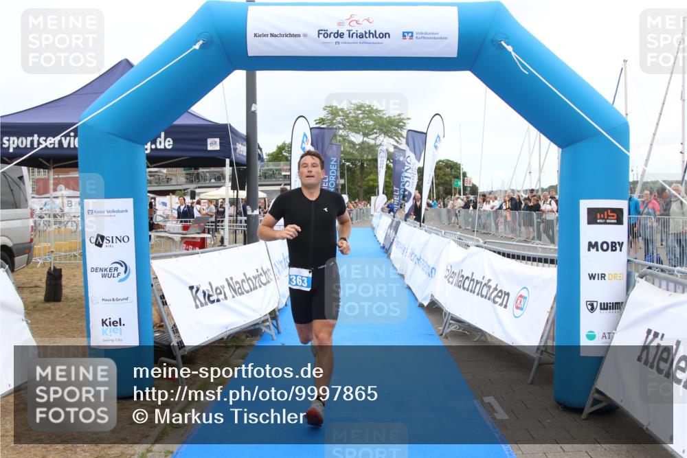 16.08.2026 - KN Förde Triathlon 2026 Markus Tischler http://msf.ph/oto/9997865 16.08.2026 12:02:28 Ziel 363, 363 meine-sportfotos.de