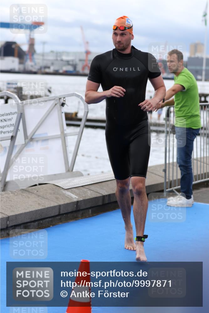 16.08.2026 - KN Förde Triathlon 2026 Antke Förster http://msf.ph/oto/9997871 16.08.2026 12:40:03 Schwimmen 512, 518, 531, 508, 513, 526 meine-sportfotos.de
