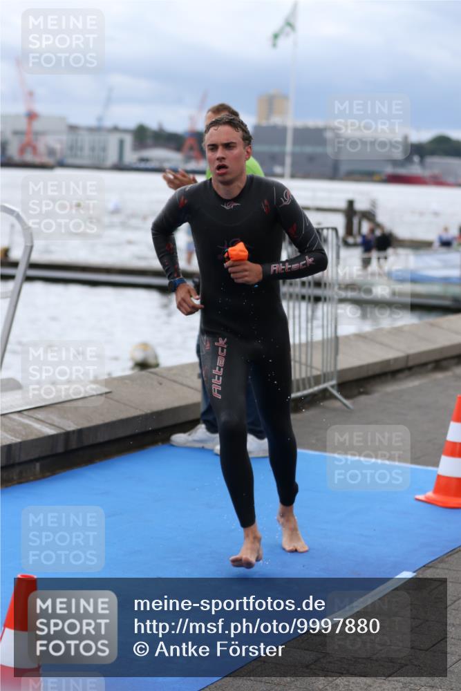16.08.2026 - KN Förde Triathlon 2026 Antke Förster http://msf.ph/oto/9997880 16.08.2026 12:40:18 Schwimmen 508, 512, 518, 526, 531, 513 meine-sportfotos.de