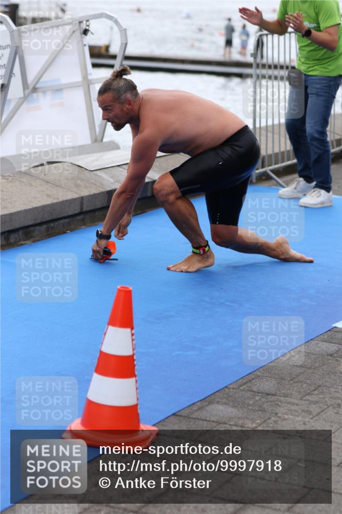 16.08.2026 - KN Förde Triathlon 2026 Antke Förster http://msf.ph/oto/9997918 16.08.2026 12:41:15 Schwimmen 506, 507, 509, 519, 521, 522, 506, 520, 523, 527, 528, 540, 543 meine-sportfotos.de