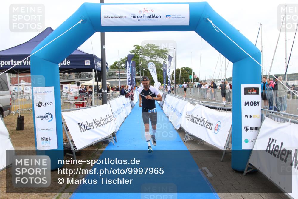 16.08.2026 - KN Förde Triathlon 2026 Markus Tischler http://msf.ph/oto/9997965 16.08.2026 12:04:59 Ziel 359, 359 meine-sportfotos.de