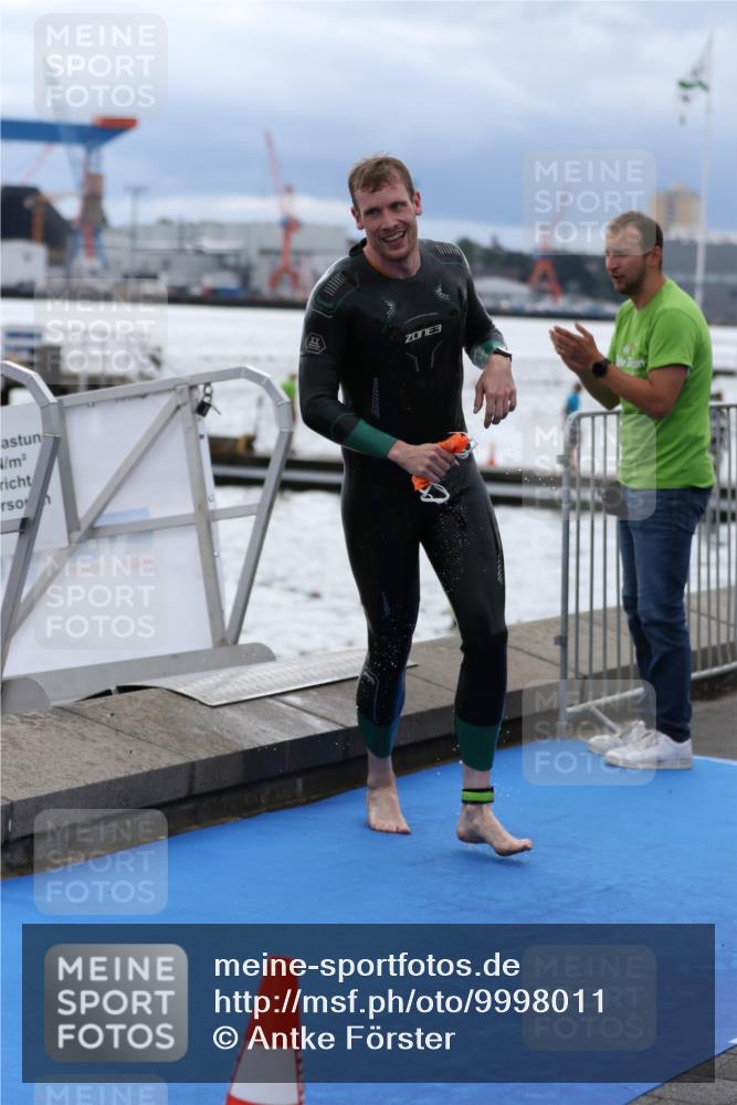 16.08.2026 - KN Förde Triathlon 2026 Antke Förster http://msf.ph/oto/9998011 16.08.2026 12:44:04 Schwimmen 552, 553, 532, 548, 553, 558, 575 meine-sportfotos.de