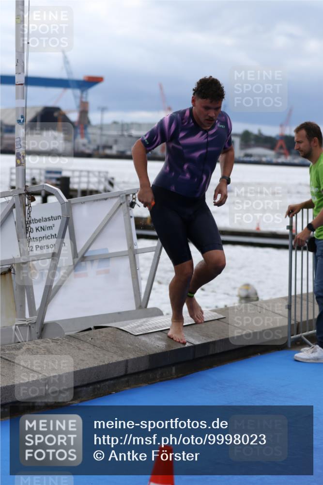 16.08.2026 - KN Förde Triathlon 2026 Antke Förster http://msf.ph/oto/9998023 16.08.2026 12:44:22 Schwimmen 532, 553, 558, 575, 541, 544, 546, 548, 556, 558, 598 meine-sportfotos.de