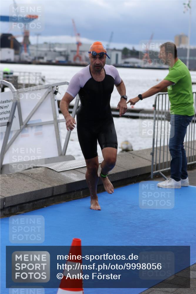 16.08.2026 - KN Förde Triathlon 2026 Antke Förster http://msf.ph/oto/9998056 16.08.2026 12:45:07 Schwimmen 546, 549, 588, 550, 559, 574 meine-sportfotos.de