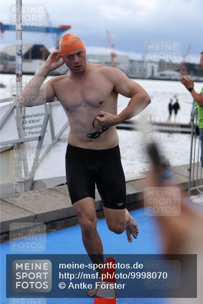 16.08.2026 - KN Förde Triathlon 2026 Antke Förster http://msf.ph/oto/9998070 16.08.2026 12:45:38 Schwimmen 545, 574, 587, 515, 557, 561, 562, 580 meine-sportfotos.de