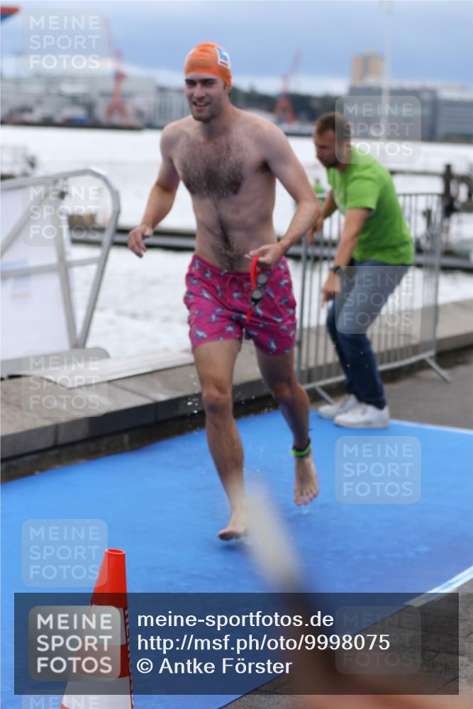 16.08.2026 - KN Förde Triathlon 2026 Antke Förster http://msf.ph/oto/9998075 16.08.2026 12:45:48 Schwimmen 545, 574, 580, 587, 515, 535, 557, 561, 562, 571, 580, 701 meine-sportfotos.de