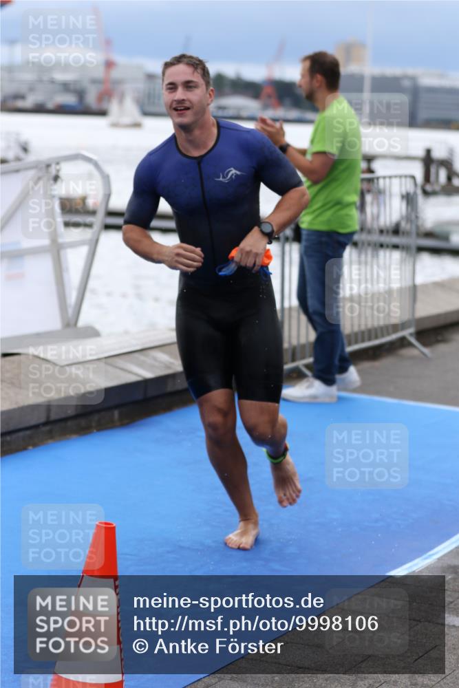 16.08.2026 - KN Förde Triathlon 2026 Antke Förster http://msf.ph/oto/9998106 16.08.2026 12:46:20 Schwimmen 517, 535, 555, 557, 569, 571, 701, 710 meine-sportfotos.de