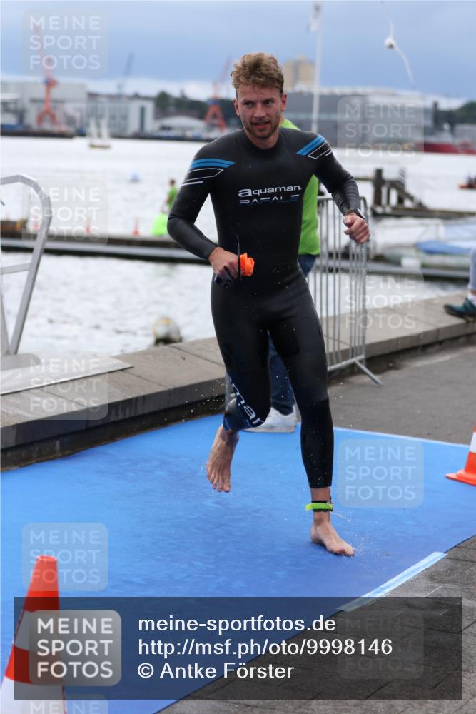 16.08.2026 - KN Förde Triathlon 2026 Antke Förster http://msf.ph/oto/9998146 16.08.2026 12:47:33 Schwimmen 567, 579, 705, 712, 565, 572, 573, 583, 702, 707, 712 meine-sportfotos.de