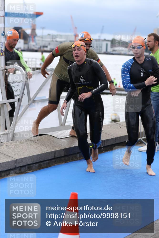 16.08.2026 - KN Förde Triathlon 2026 Antke Förster http://msf.ph/oto/9998151 16.08.2026 12:47:46 Schwimmen 565, 567, 573, 579, 583, 705, 707, 712, 565, 568, 572, 702, 707, 733 meine-sportfotos.de