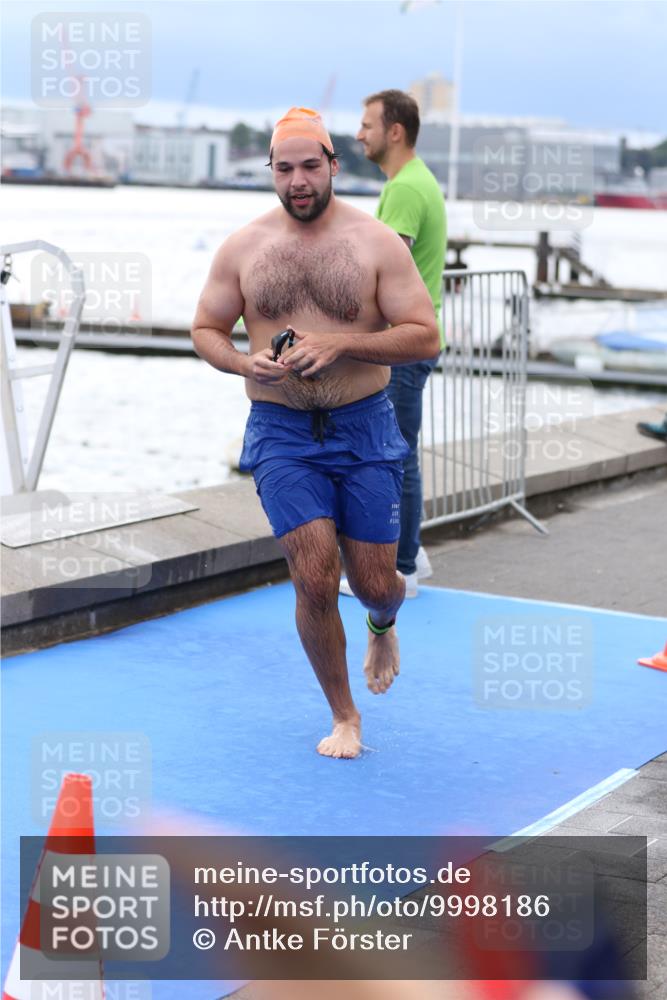 16.08.2026 - KN Förde Triathlon 2026 Antke Förster http://msf.ph/oto/9998186 16.08.2026 12:48:54 Schwimmen 196, 539, 584, 612, 719 meine-sportfotos.de