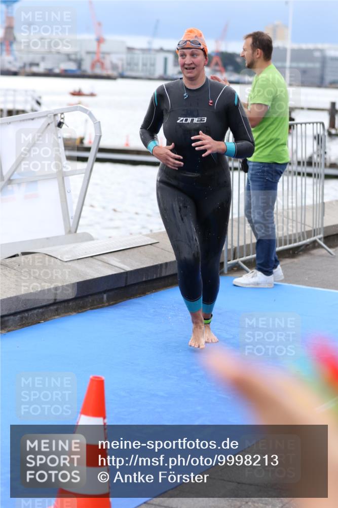 16.08.2026 - KN Förde Triathlon 2026 Antke Förster http://msf.ph/oto/9998213 16.08.2026 12:49:56 Schwimmen 578, 592, 595, 597, 709, 720, 589, 601, 605, 611, 711, 721, 740 meine-sportfotos.de