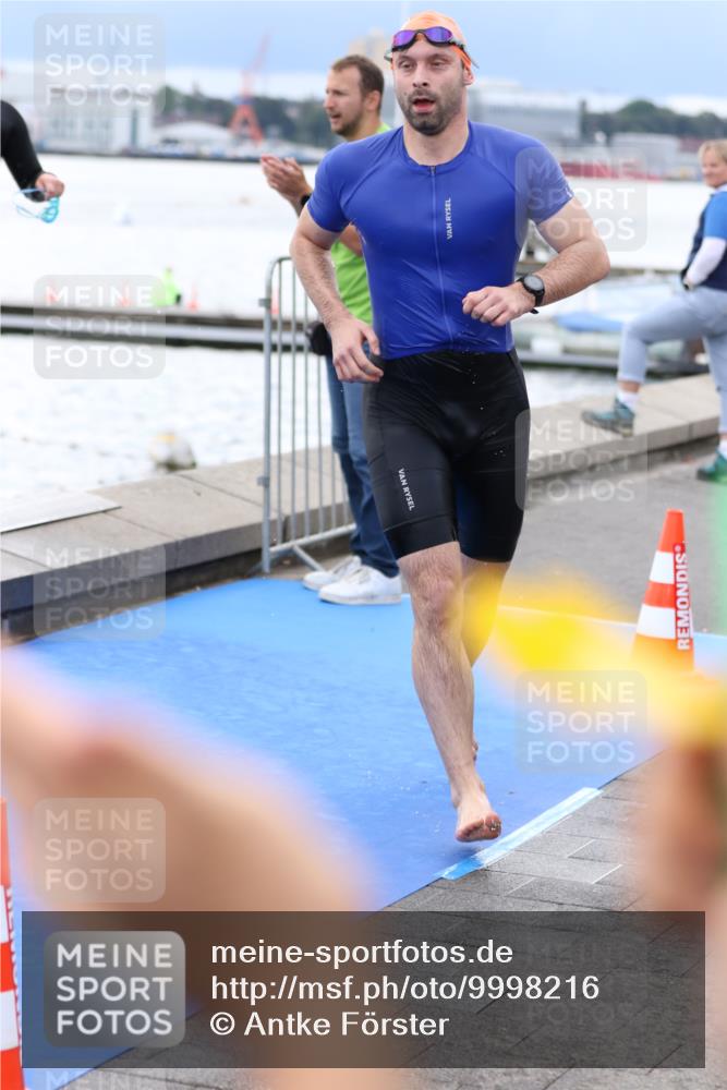 16.08.2026 - KN Förde Triathlon 2026 Antke Förster http://msf.ph/oto/9998216 16.08.2026 12:50:00 Schwimmen 578, 589, 592, 595, 709, 720, 589, 601, 605, 611, 704, 711, 721, 740 meine-sportfotos.de