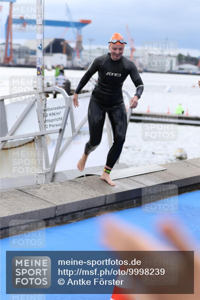 16.08.2026 - KN Förde Triathlon 2026 Antke Förster http://msf.ph/oto/9998239 16.08.2026 12:50:25 Schwimmen 589, 601, 605, 611, 704, 711, 721, 740, 596, 602, 603, 706, 714, 727 meine-sportfotos.de