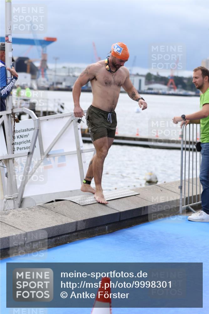 16.08.2026 - KN Förde Triathlon 2026 Antke Förster http://msf.ph/oto/9998301 16.08.2026 12:52:32 Schwimmen 606, 604, 606, 716, 722, 735 meine-sportfotos.de