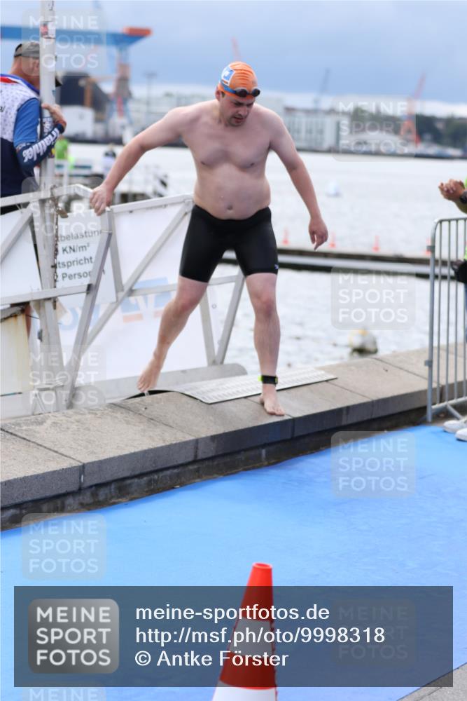 16.08.2026 - KN Förde Triathlon 2026 Antke Förster http://msf.ph/oto/9998318 16.08.2026 12:52:57 Schwimmen 604, 606, 716, 722, 735, 577, 610, 731, 743 meine-sportfotos.de
