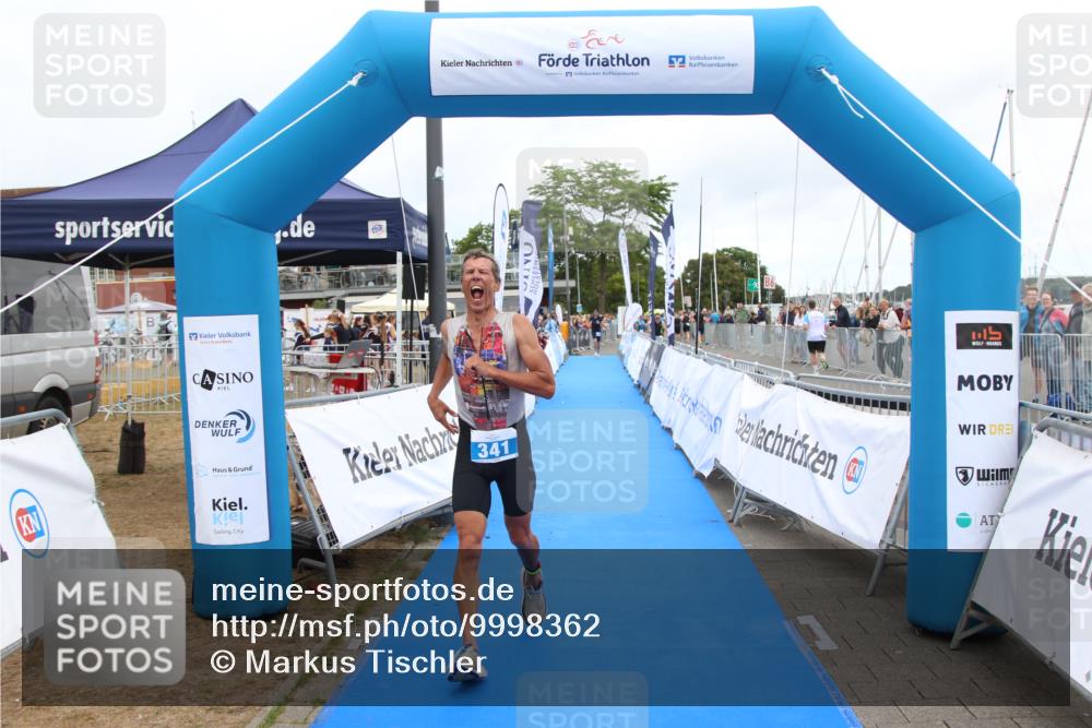 16.08.2026 - KN Förde Triathlon 2026 Markus Tischler http://msf.ph/oto/9998362 16.08.2026 12:06:00 Ziel 341, 341 meine-sportfotos.de