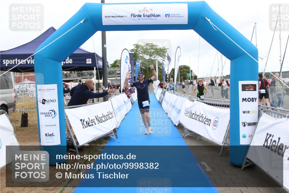 16.08.2026 - KN Förde Triathlon 2026 Markus Tischler http://msf.ph/oto/9998382 16.08.2026 12:06:10 Ziel 328, 328 meine-sportfotos.de