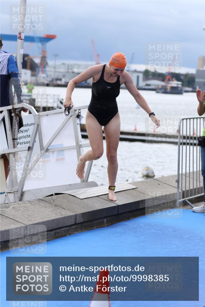 16.08.2026 - KN Förde Triathlon 2026 Antke Förster http://msf.ph/oto/9998385 16.08.2026 12:55:34 Schwimmen 738, 747, 726, 732, 739 meine-sportfotos.de