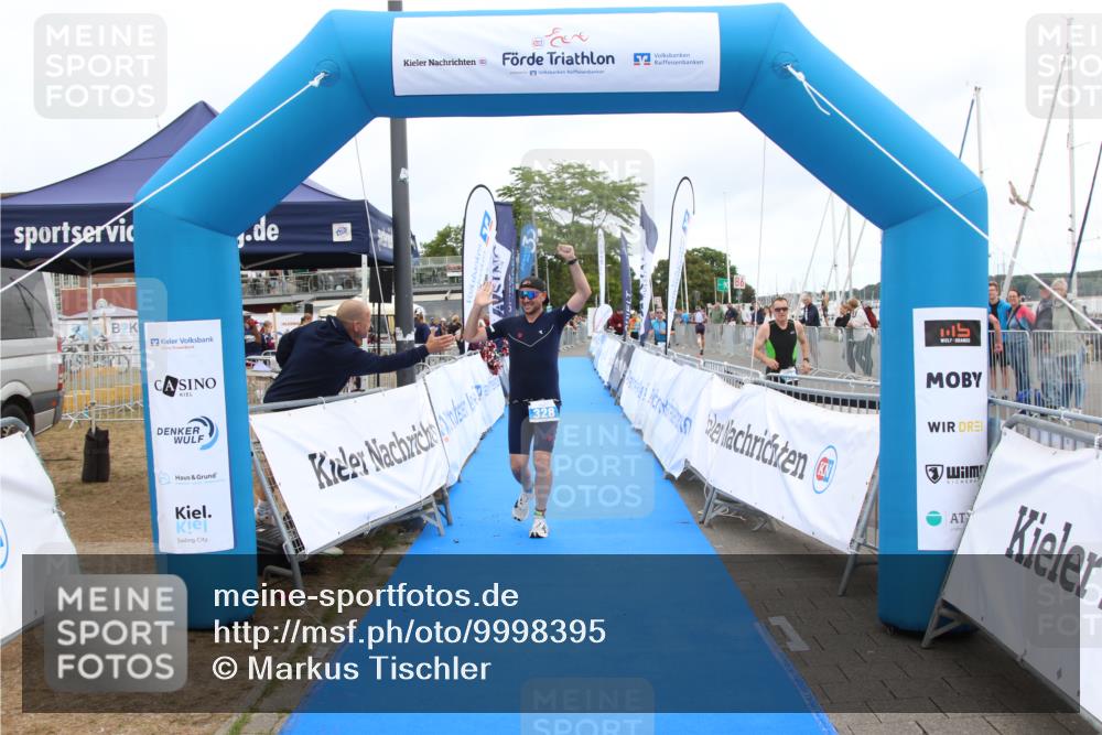 16.08.2026 - KN Förde Triathlon 2026 Markus Tischler http://msf.ph/oto/9998395 16.08.2026 12:06:10 Ziel 328, 328 meine-sportfotos.de