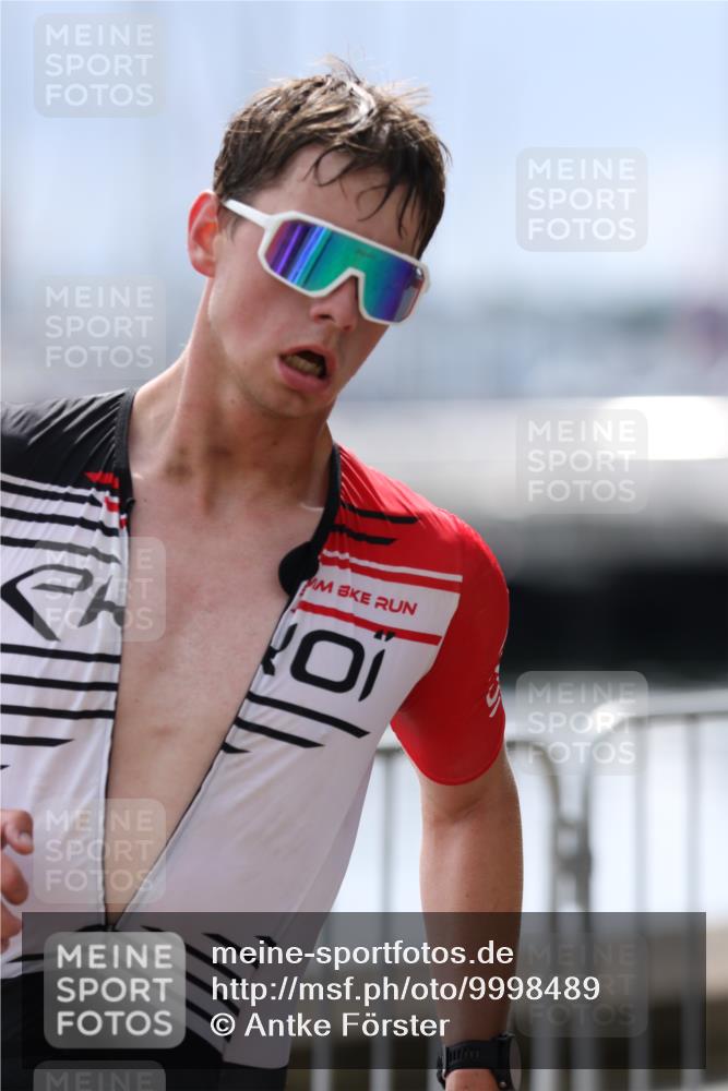 16.08.2026 - KN Förde Triathlon 2026 Antke Förster http://msf.ph/oto/9998489 16.08.2026 13:22:55 Laufen  meine-sportfotos.de
