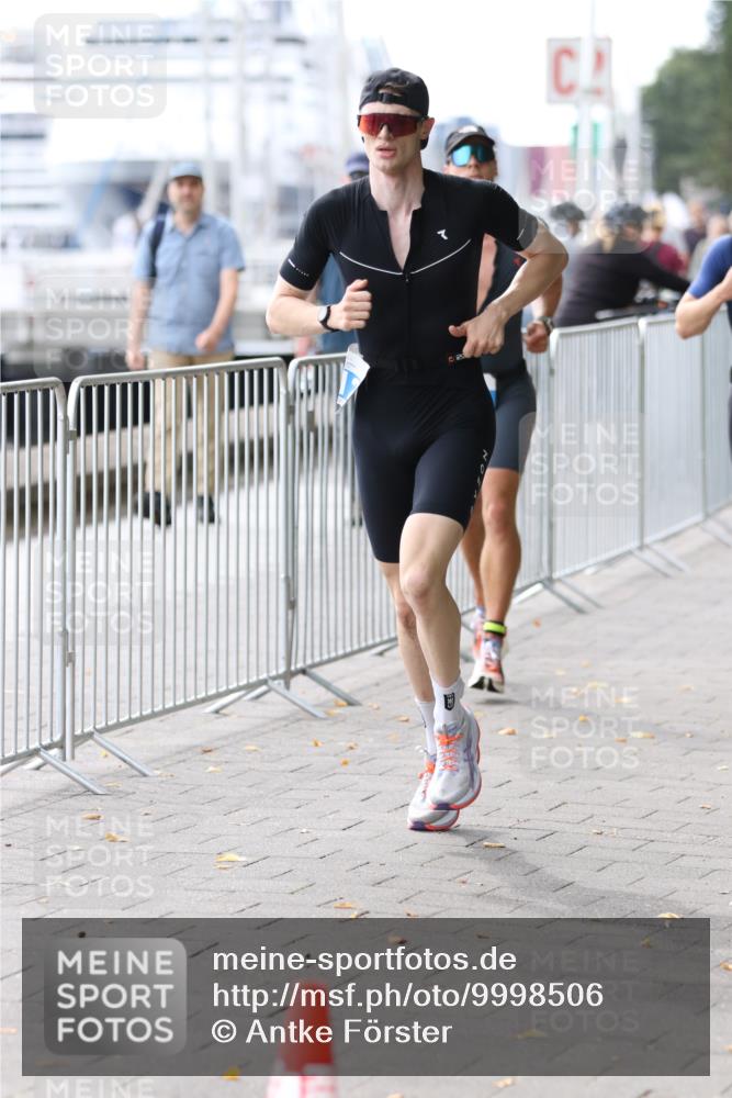 16.08.2026 - KN Förde Triathlon 2026 Antke Förster http://msf.ph/oto/9998506 16.08.2026 13:24:45 Laufen  meine-sportfotos.de