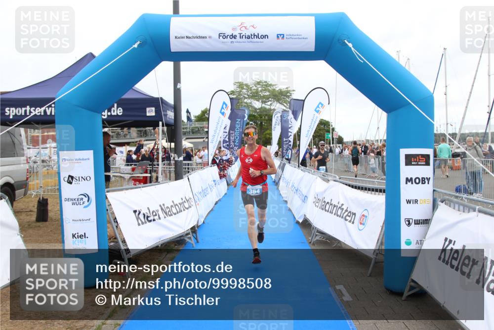 16.08.2026 - KN Förde Triathlon 2026 Markus Tischler http://msf.ph/oto/9998508 16.08.2026 12:07:07 Ziel 354, 383, 354, 383 meine-sportfotos.de