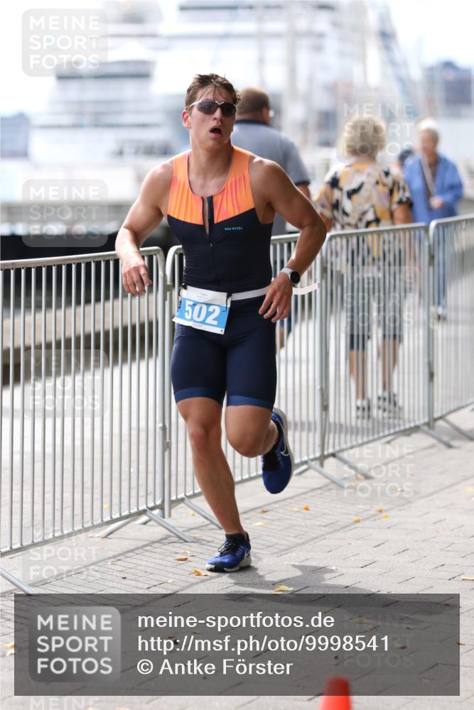 16.08.2026 - KN Förde Triathlon 2026 Antke Förster http://msf.ph/oto/9998541 16.08.2026 13:26:04 Laufen  meine-sportfotos.de
