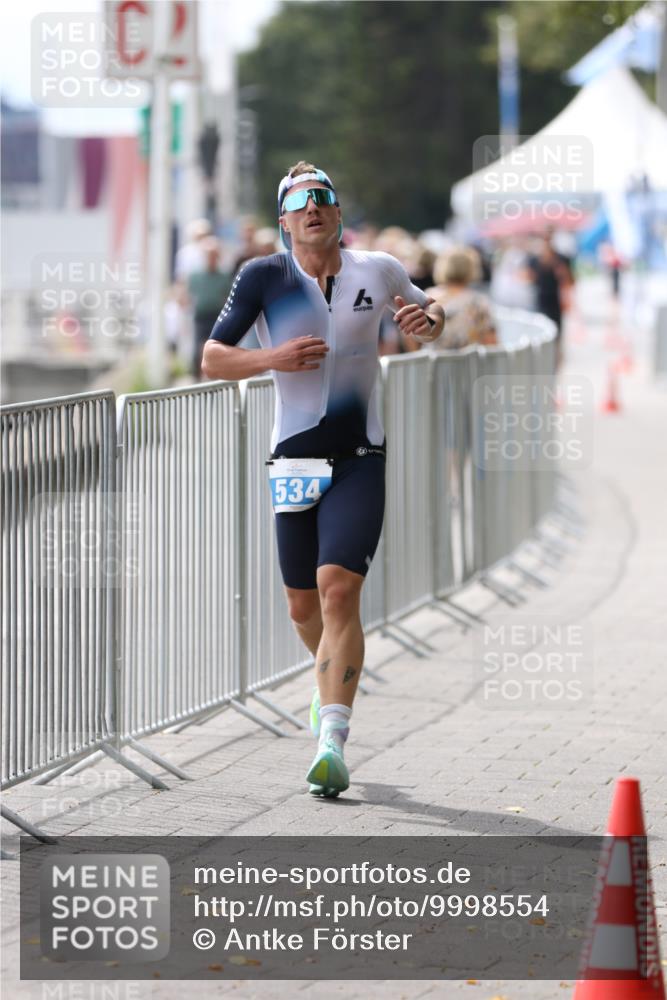 16.08.2026 - KN Förde Triathlon 2026 Antke Förster http://msf.ph/oto/9998554 16.08.2026 13:26:28 Laufen  meine-sportfotos.de