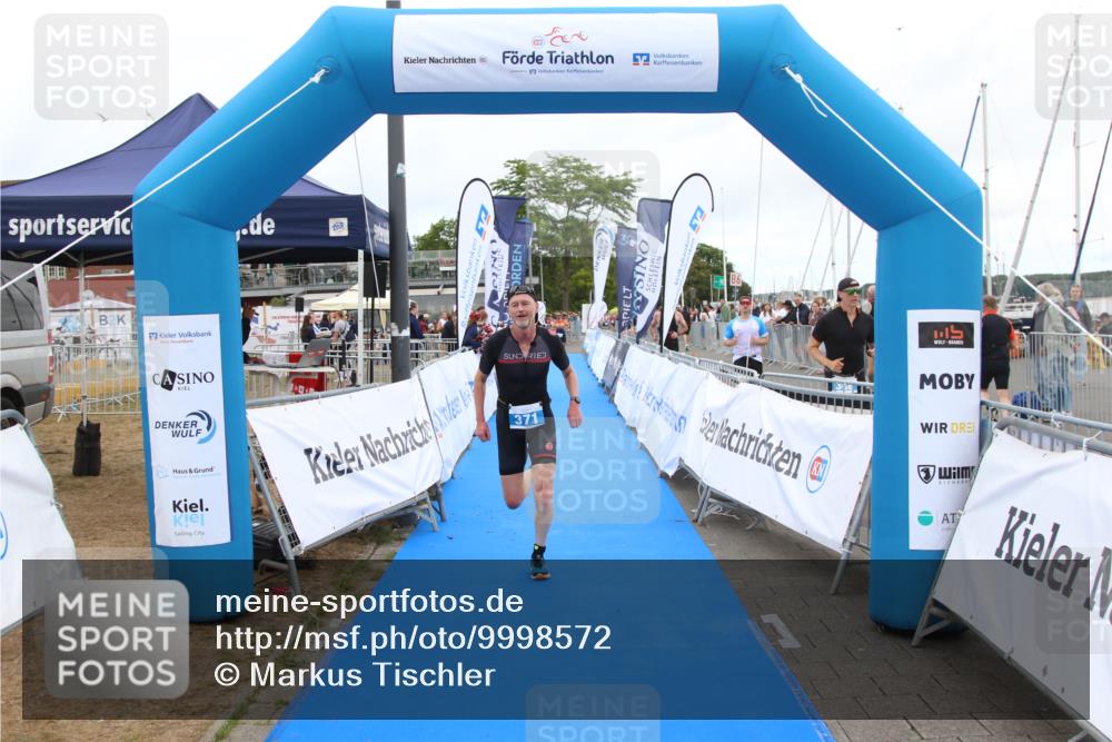 16.08.2026 - KN Förde Triathlon 2026 Markus Tischler http://msf.ph/oto/9998572 16.08.2026 12:07:52 Ziel 371, 371 meine-sportfotos.de