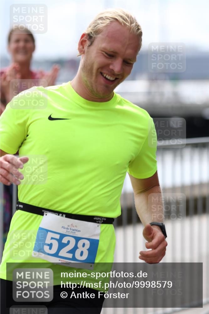 16.08.2026 - KN Förde Triathlon 2026 Antke Förster http://msf.ph/oto/9998579 16.08.2026 13:27:19 Laufen  meine-sportfotos.de