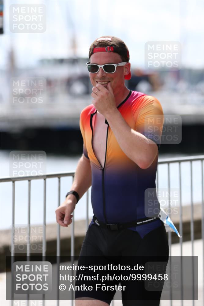 16.08.2026 - KN Förde Triathlon 2026 Antke Förster http://msf.ph/oto/9999458 16.08.2026 13:47:06 Laufen  meine-sportfotos.de