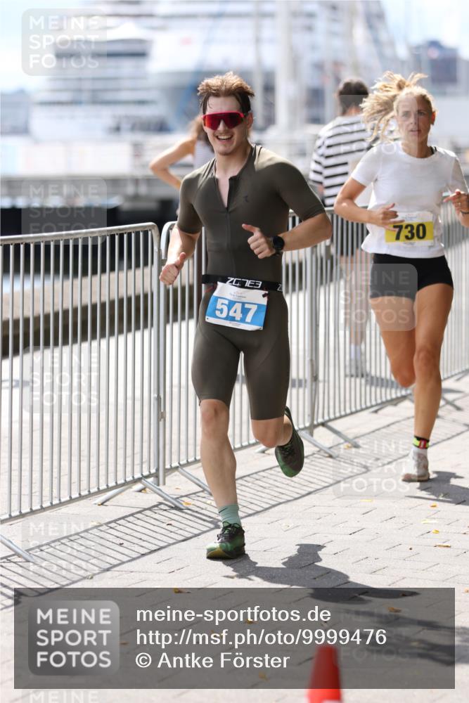 16.08.2026 - KN Förde Triathlon 2026 Antke Förster http://msf.ph/oto/9999476 16.08.2026 13:47:36 Laufen  meine-sportfotos.de