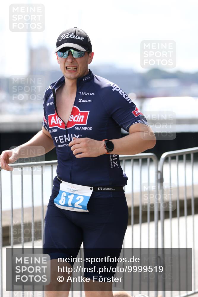 16.08.2026 - KN Förde Triathlon 2026 Antke Förster http://msf.ph/oto/9999519 16.08.2026 13:48:31 Laufen  meine-sportfotos.de