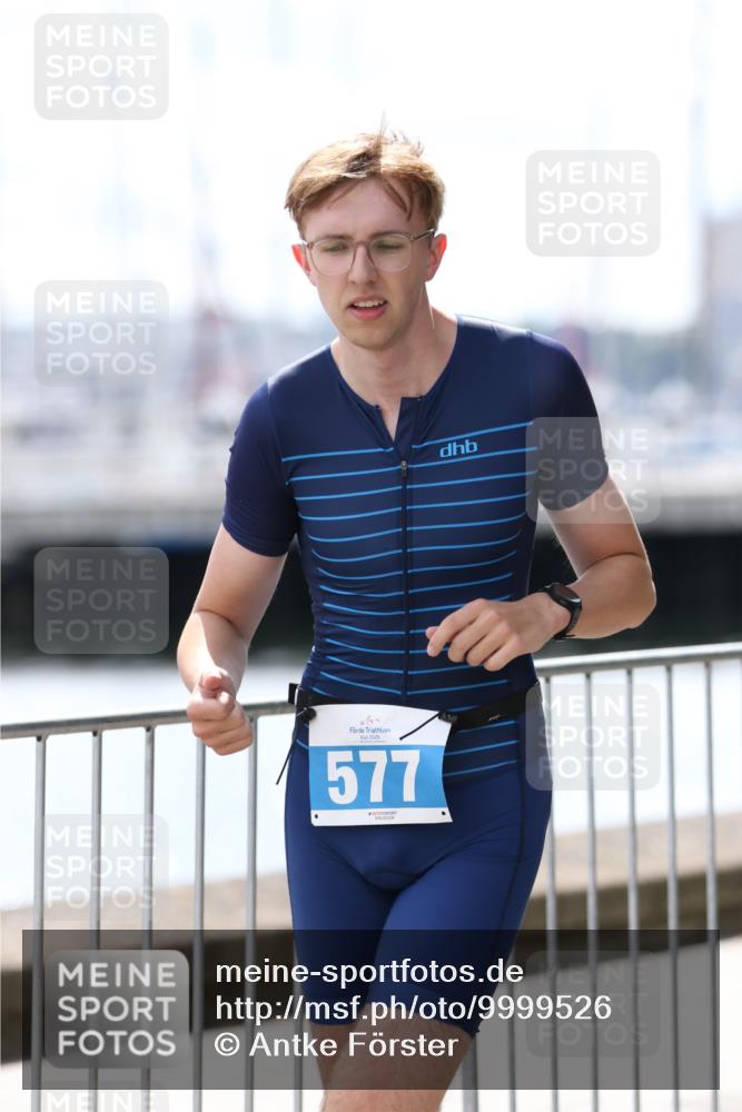 16.08.2026 - KN Förde Triathlon 2026 Antke Förster http://msf.ph/oto/9999526 16.08.2026 13:48:36 Laufen  meine-sportfotos.de