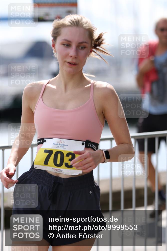 16.08.2026 - KN Förde Triathlon 2026 Antke Förster http://msf.ph/oto/9999553 16.08.2026 13:49:05 Laufen  meine-sportfotos.de