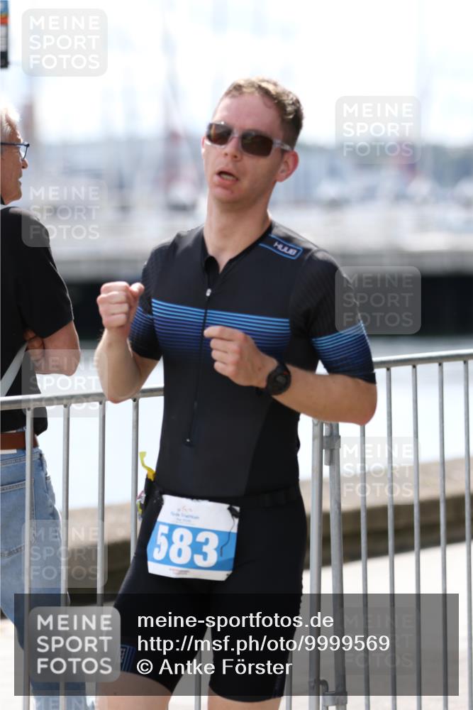 16.08.2026 - KN Förde Triathlon 2026 Antke Förster http://msf.ph/oto/9999569 16.08.2026 13:49:31 Laufen  meine-sportfotos.de