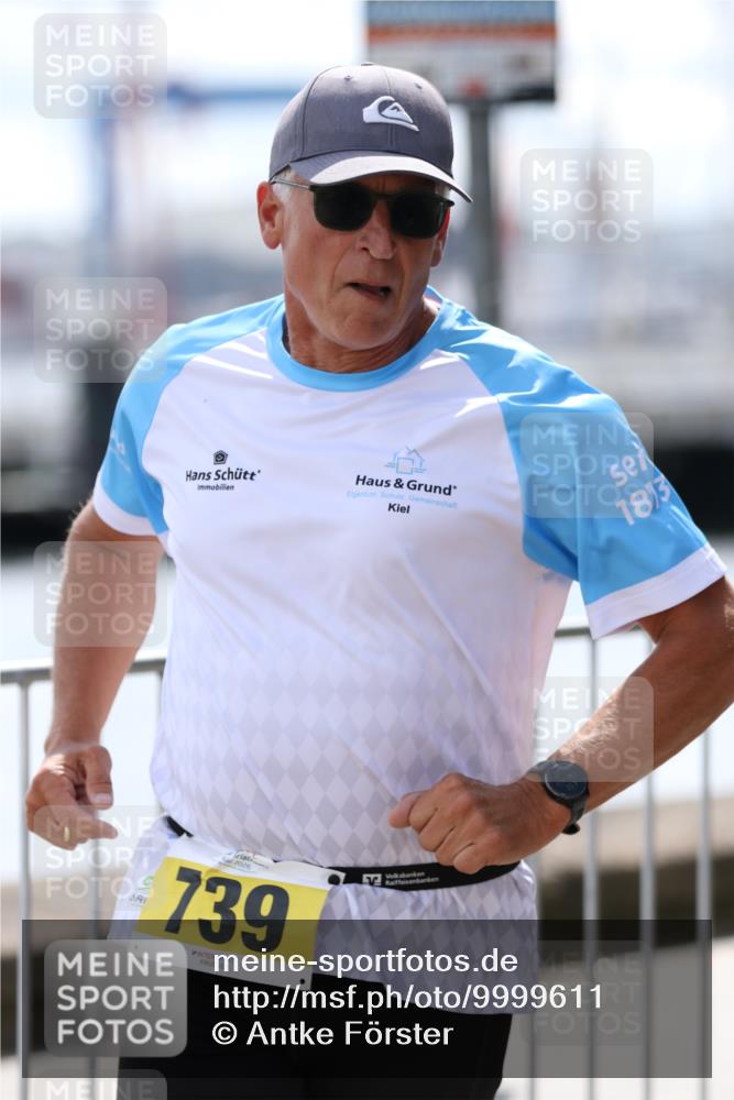 16.08.2026 - KN Förde Triathlon 2026 Antke Förster http://msf.ph/oto/9999611 16.08.2026 13:50:06 Laufen  meine-sportfotos.de