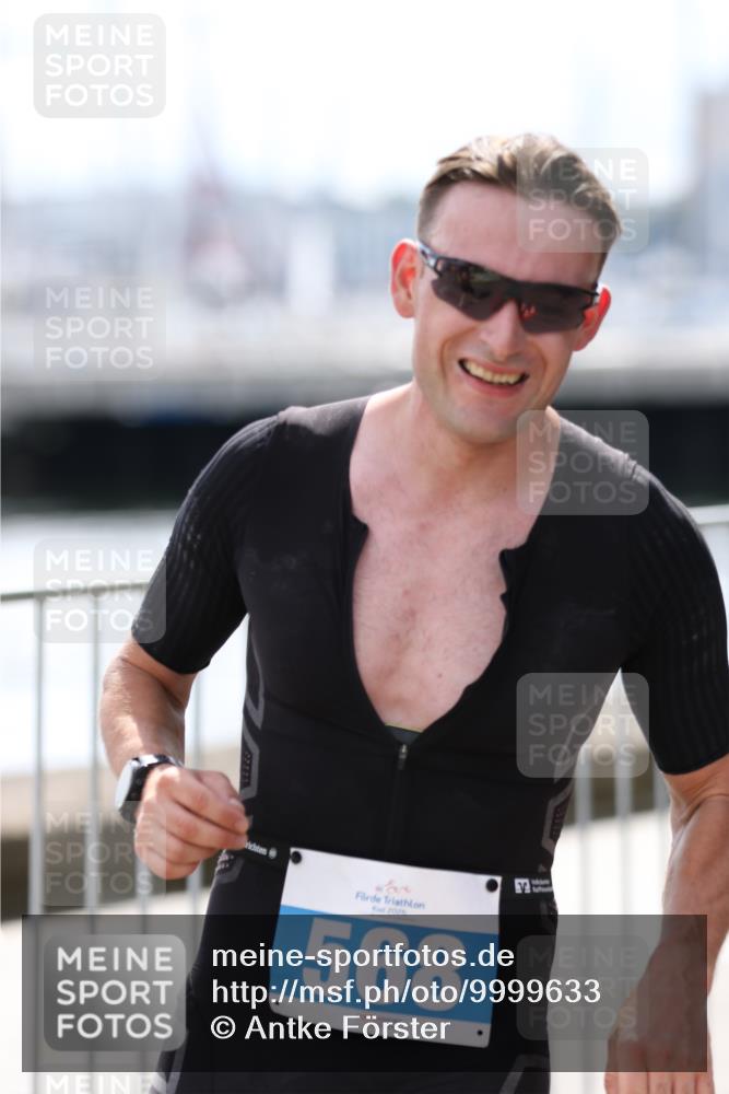 16.08.2026 - KN Förde Triathlon 2026 Antke Förster http://msf.ph/oto/9999633 16.08.2026 13:50:37 Laufen  meine-sportfotos.de