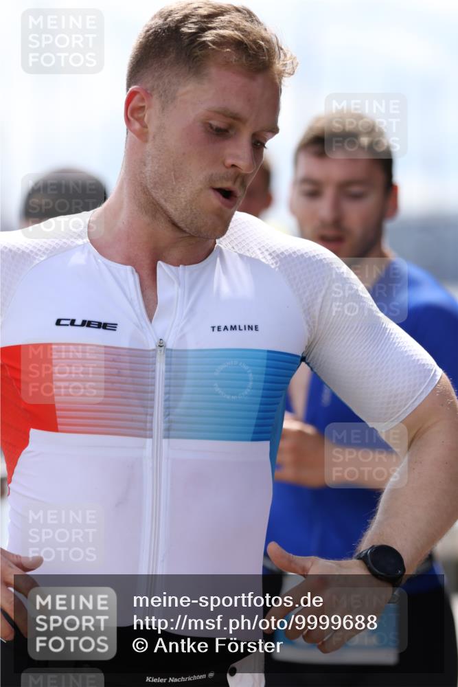 16.08.2026 - KN Förde Triathlon 2026 Antke Förster http://msf.ph/oto/9999688 16.08.2026 13:51:55 Laufen  meine-sportfotos.de