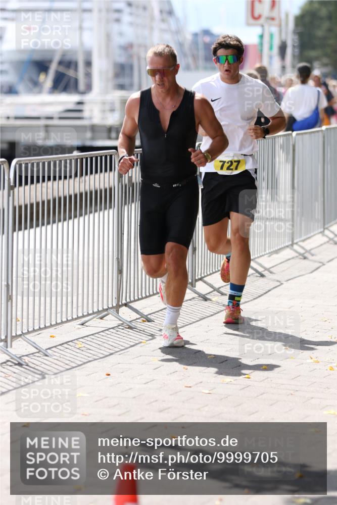 16.08.2026 - KN Förde Triathlon 2026 Antke Förster http://msf.ph/oto/9999705 16.08.2026 13:52:26 Laufen  meine-sportfotos.de