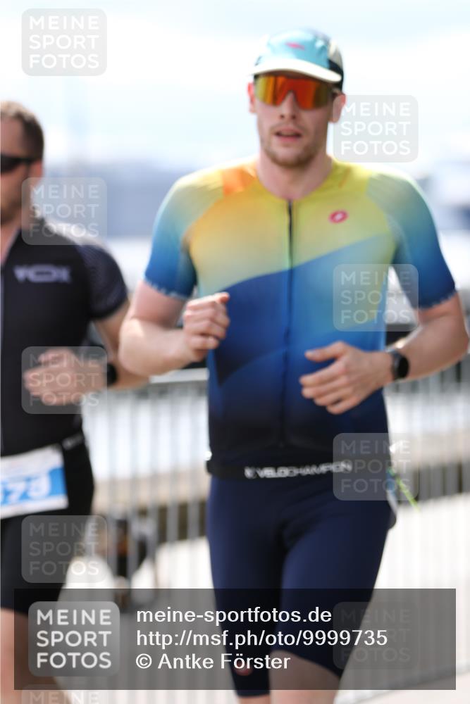 16.08.2026 - KN Förde Triathlon 2026 Antke Förster http://msf.ph/oto/9999735 16.08.2026 13:52:52 Laufen  meine-sportfotos.de