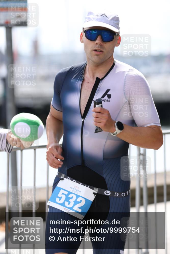 16.08.2026 - KN Förde Triathlon 2026 Antke Förster http://msf.ph/oto/9999754 16.08.2026 13:53:11 Laufen  meine-sportfotos.de