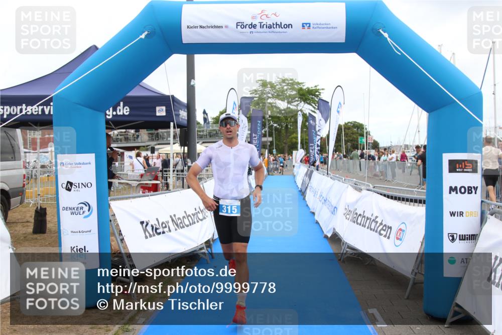 16.08.2026 - KN Förde Triathlon 2026 Markus Tischler http://msf.ph/oto/9999778 16.08.2026 12:15:03 Ziel 315, 411, 315, 411 meine-sportfotos.de