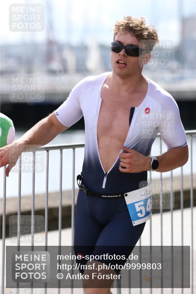 16.08.2026 - KN Förde Triathlon 2026 Antke Förster http://msf.ph/oto/9999803 16.08.2026 13:53:46 Laufen  meine-sportfotos.de